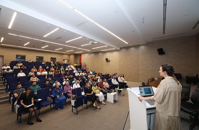 Onikişubat Belediyesi’nden personele Sağlıklı Yaşam Eğitimi