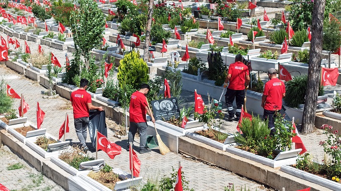 Şeyh Adil ve Kapıçam Bayrama Hazırlanıyor