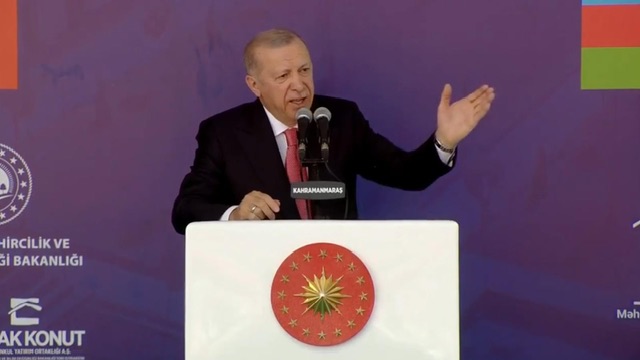 Cumhurbaşkanı Erdoğan ile Aliyev, Kahramanmaraş’ta 250 bininci konutu teslim etti