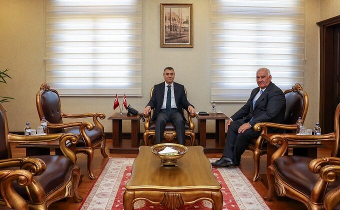 Başkan Cüce’den Mersin Valisi Atilla Toros’a Ziyaret