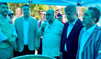 Dulkadiroğlu Belediyesi’nin İtfaiye Parkı’ndaki Aşure Etkinliğine Yoğun İlgi