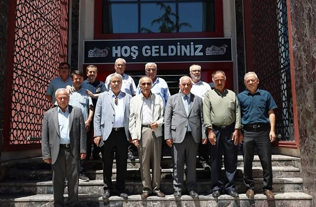 Göksun’da Ortak Akıl Buluşması: Başkan Cüce, Eski Belediye Başkanlarıyla Bir Araya Geldi