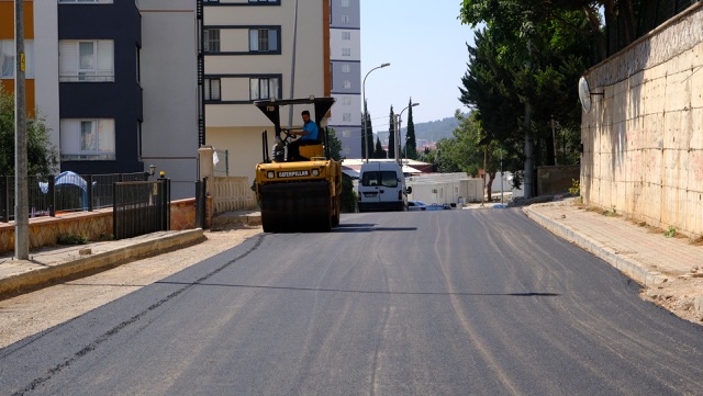 Onikişubat Belediyesi’nden Yirmiikigün Mahallesi’nde takdir toplayan asfalt çalışması
