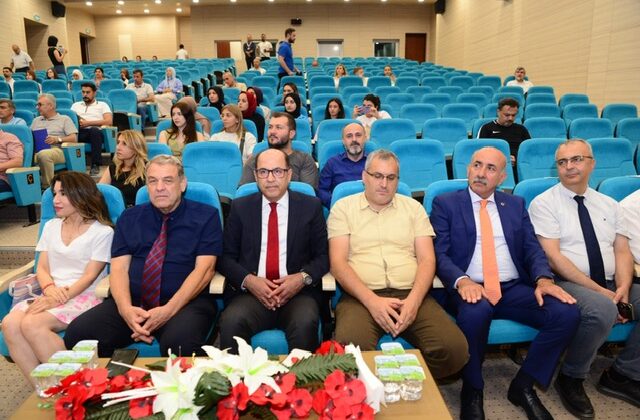 KSÜ’de “15 Temmuz” Paneli ve Resim Sergisi Düzenlendi