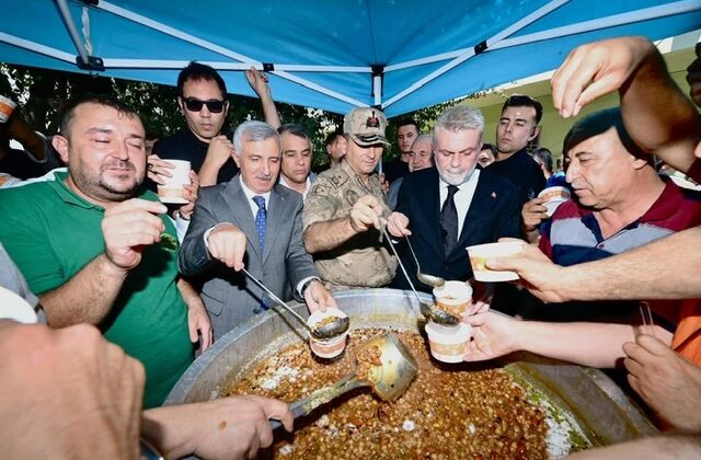 Bakırcılar Odası’ndan Geleneksel Aşure Etkinliği