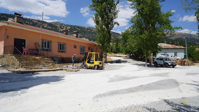 Göksun Kırsalında Daha Konforlu Ulaşım İçin Büyükşehir Görev Başında