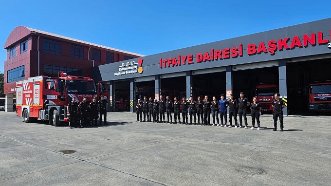 Kahramanmaraş İtfaiyesi’nden İzmir’e Destek