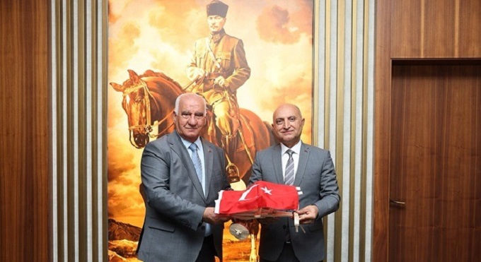 TNB Başkanı Ahmet Alıcı’dan Göksun Belediyesine Nezaket Ziyareti