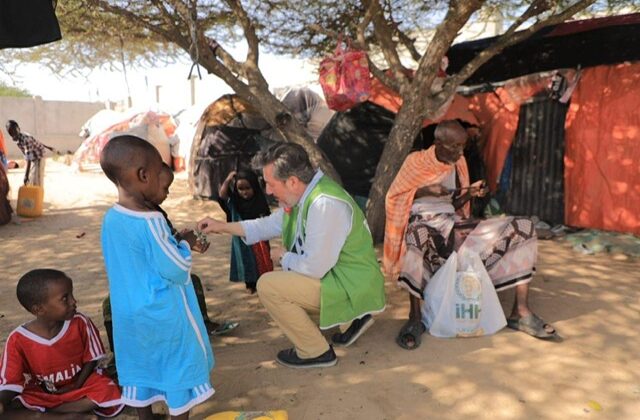 Kahramanmaraş İHH Somali’de görmeyen gözlere ışık oldu