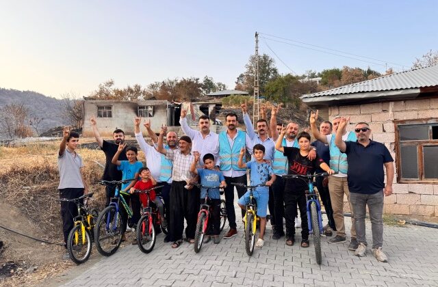 Kahramanmaraş Ülkü Ocakları’ndan Yangın Mağduru Çocuklara Moral