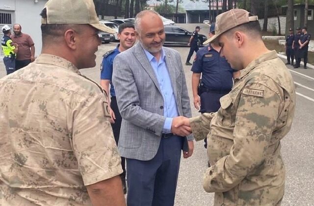 Andırın’da Bir Saatliğine Asker Olmanın Mutluluğu Yaşandı