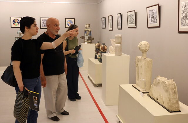 RESİM VE SERAMİK SANATÇISI MUHAMMET ALİYEV SANKO SANAT GALERİSİNDE SERGİ AÇTI