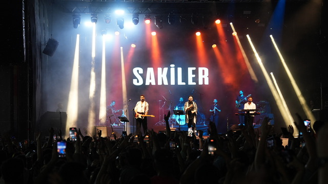 Sakiler’den Ağustos Fuarı’nda Unutulmaz Bir Gece