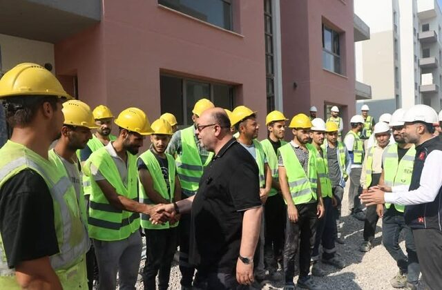 Başkan Akpınar, Güneşevler Rezerv Konut Alanında İncelemelerde Bulundu