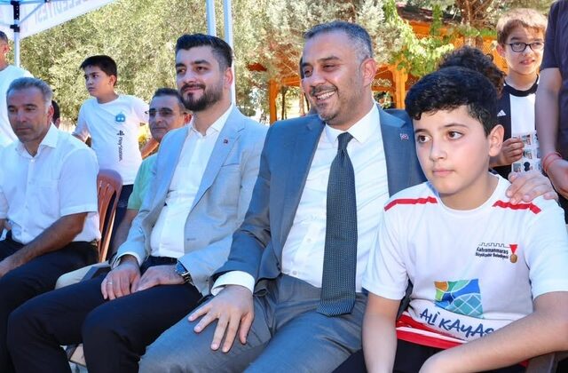 Başkan Toptaş, Yirmiikigün Mahallesi’nde Hemşehrileriyle Buluştu