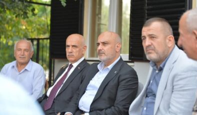 AK Parti İl Başkanı Burak Gül ve Prof. Dr. Vahit Kirişci Muhtarlarla Buluştu