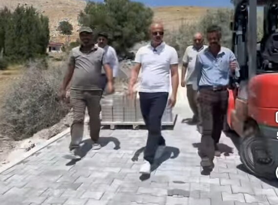 Başkan Kıraç, Kocovası’nda Yol ve Sosyal Tesis Çalışmalarını İnceledi