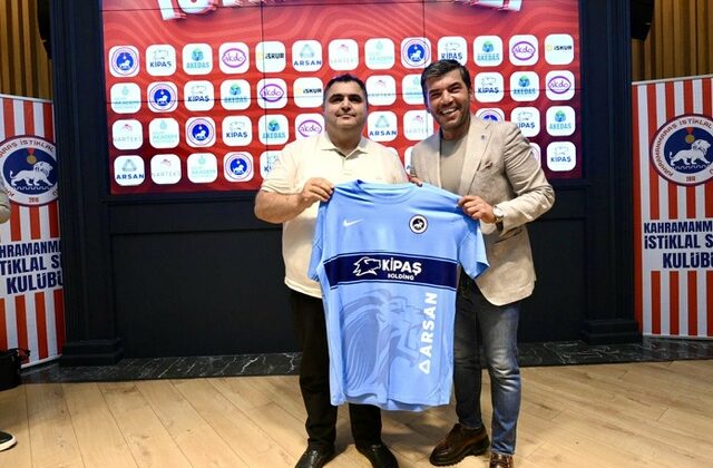 Mehmet Beşen’den İstiklalspor’a VIP Kombine Desteği