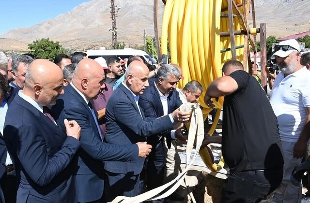 Ekinözü’ne Doğalgaz Geliyor: Temel Atma Töreni Gerçekleştirildi