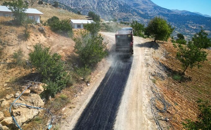 DULKADİROĞLU BELEDİYESİ’NDEN KIRSAL MAHALLELERDE HİZMET ATAĞI