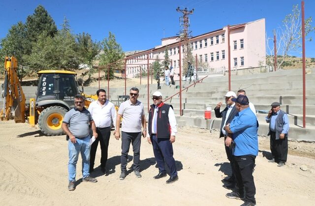 BAYDEMİRLİ SAHASI GÜREŞ FESTİVALİNE HAZIRLANIYOR