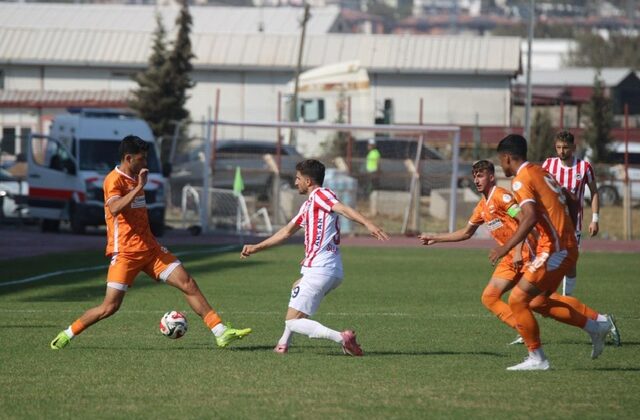 İstiklalspor’dan gol yağmuru