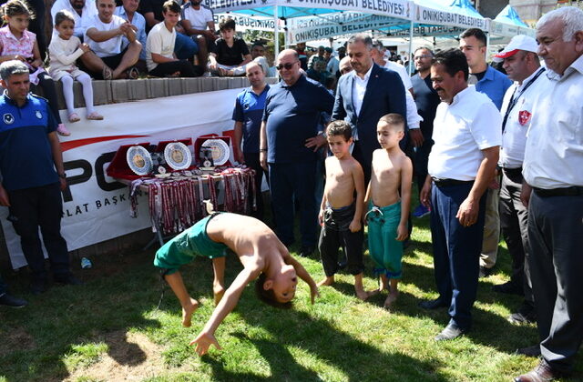 Uluslararası Hartlap Karakucak Güreş Festivali Coşkuyla Başladı