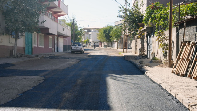 Altyapısı Tamamlanan Yolların Kaplamaları Sokak Sokak Devam Ediyor