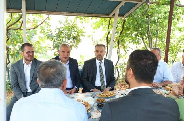 Başkan Toptaş Muhtarlarla Bir Araya Geldi