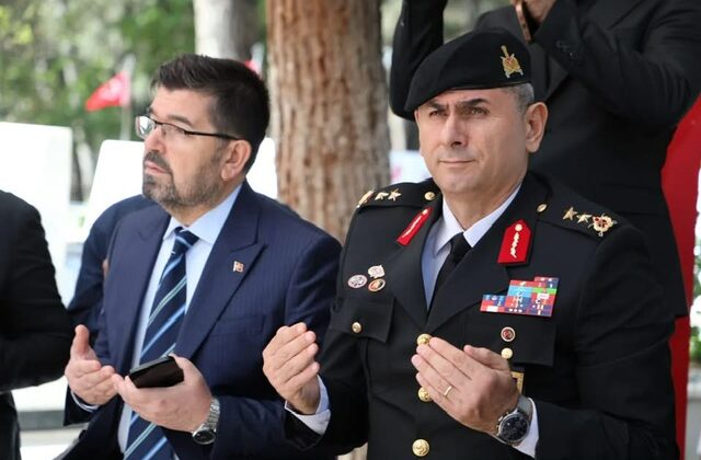 Dulkadiroğlu Belediyesi’nden Gaziler Günü’nde Şehitlik Ziyareti