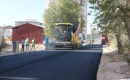 Pazarcık’ta Sıcak Asfalt Çalışmaları Hız Kesmeden Devam Ediyor