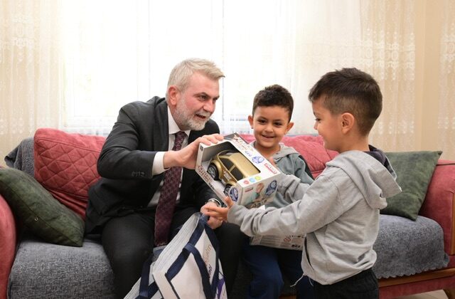 Başkan Fırat Görgel;“İşitme Engellilerimizin Hayatını Kolaylaştıracak Adımlar Atıyoruz”