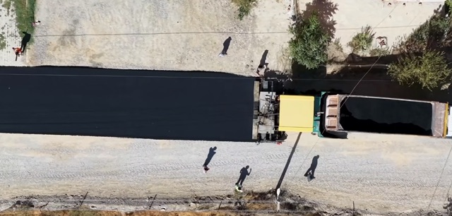 Elbistan’da Battalgazi Mahallesinde Asfalt Çalışmaları Devam Ediyor
