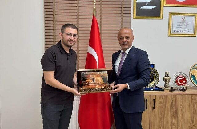 Afşin Belediye Başkanı Kıraç, Çağlayancerit Belediye Başkanı Göktaş’ı Ağırladı