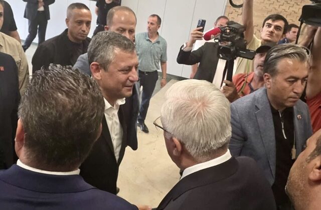 Başkan İkizer, CHP Lideri Özel’i Gaziantep’te Karşıladı