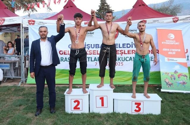 Onikişubat’ta Uluslararası Hartlap Karakucak Türkiye Güreş Şampiyonası Coşkusu