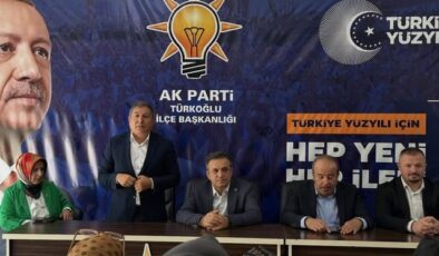 AK Parti Türkoğlu İlçe Başkanlığı’nda İstişare Toplantısı
