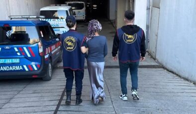 Gaziantep’te jandarma dedektifleri firari hükümlüyü yakaladı (Fotoğraflı)