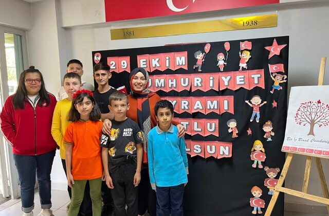 Gelişen Özgür Çocuk Özel Eğitim ve Rehabilitasyon Merkezi’nde Cumhuriyet Bayramı Coşkusu