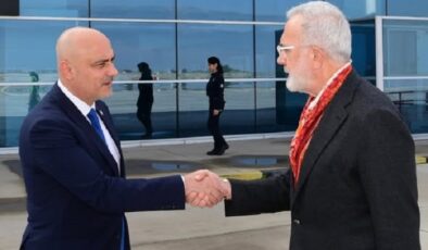 Bahadır Yenişehirlioğlu, Kahramanmaraş Kitap Fuarı’nda Yoğun İlgiyle Karşılandı