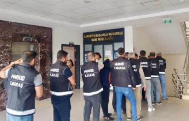 Kahramanmaraş’ta Narkotik Operasyonu: 19 Gözaltı, 15 Tutuklama (Fotoğraflı-Görüntülü)