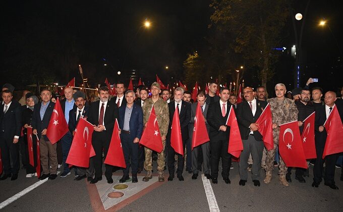 Cumhuriyet Yürüyüşü’nde Kahramanmaraş Tek Yürek Oldu