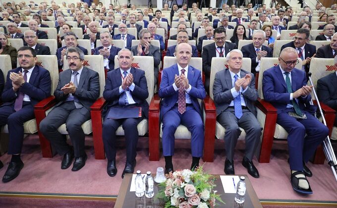 KSÜ Rektörü Yasım, “2030’a Doğru Türk Yükseköğretiminin Yol Haritası Lansman Toplantısı”na Katıldı