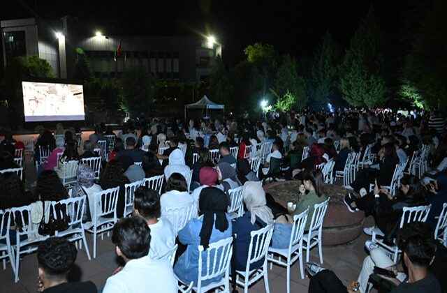 KSÜ’de Açık Hava Sinema Keyfi