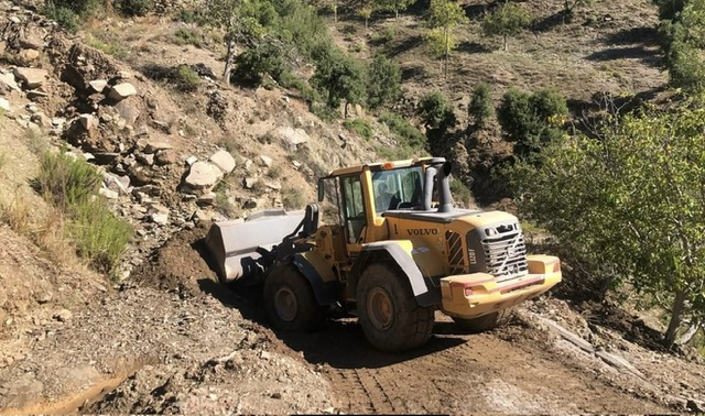 Onikişubat Belediyesi Heyelan Sonrası Yolları Açıyor