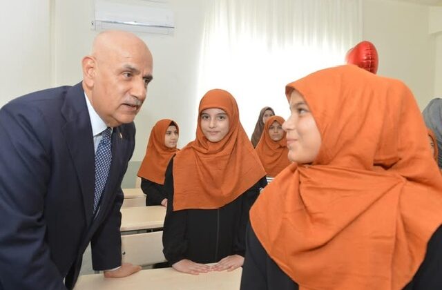 Türkoğlu’nda Hafız Hacı Pakize Dinç Kur’an Kursu Açıldı