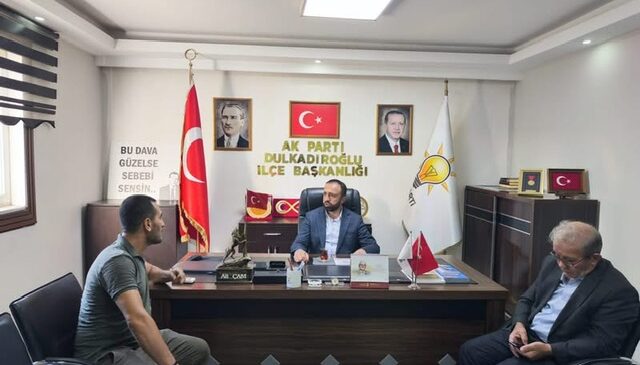 AK Parti Dulkadiroğlu İlçe Başkanlığı Vatandaşların Taleplerini Dinliyor