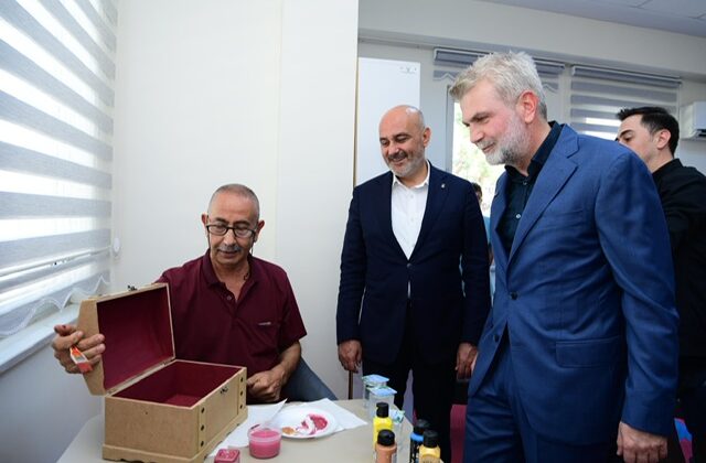 Başkan Görgel: “Yaşlılarımıza Yönelik Hizmetlerimizi Artırarak Sürdürüyoruz”