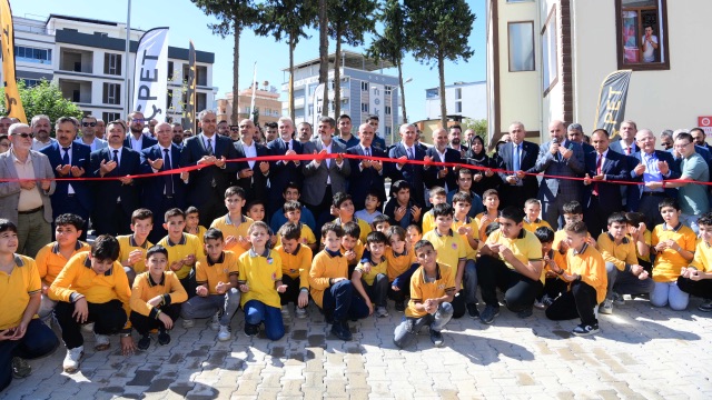 İbrahim Koç Uygulama Camii ve Filiz Koç Kur’an Kursu, Dualarla Hizmete Açıldı