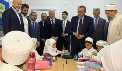 Mahir Ünal, “Cennet Atmaca 4-6 Yaş Kur’an Kursu”nun Açılışına Katıldı